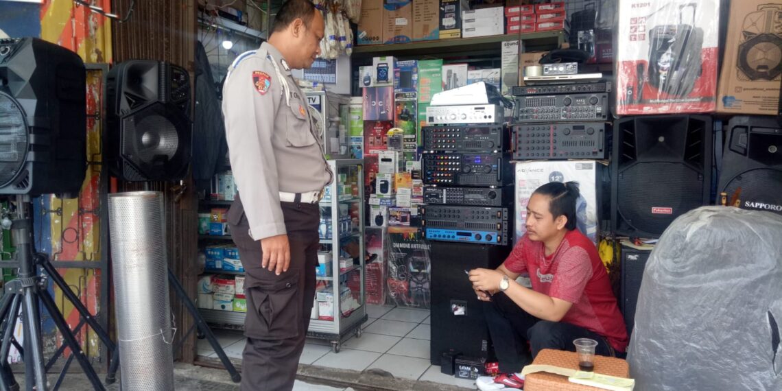Guna menciptakan keamanan dan kondusif, Polsek Citamiang Patroli Dialogis dan Sambangi Warga Binaan.