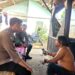 Mempererat kedekatan dengan warga binaan, briptu muhamad rizal laksanakan giat sambang