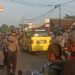 Berikan Rasa Aman Bagi Pengguna Jalan, Anggota Polsek Lembursitu  Laksanakan Pengaturan Lalu Lintas Di pagi Hari