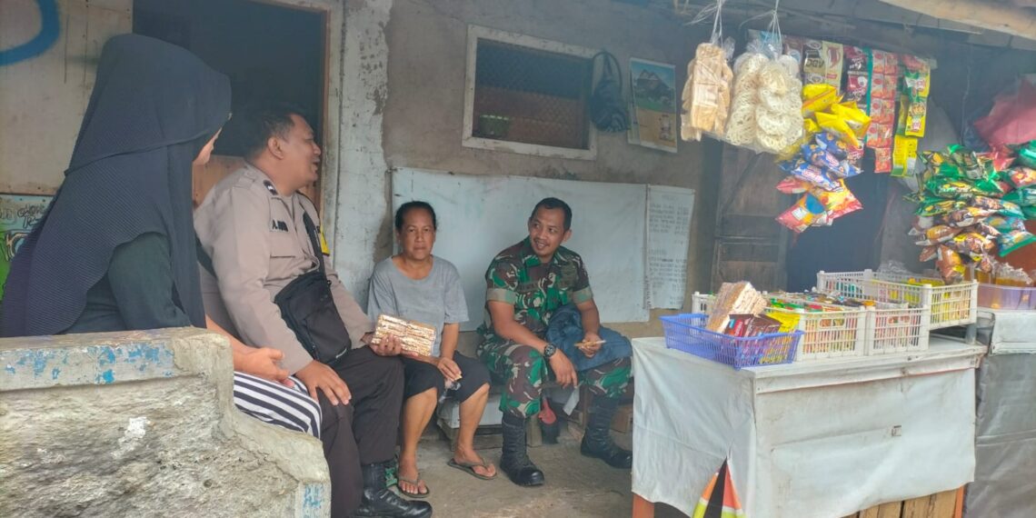 Sambangi Warga, Polisi di Kota Sukabumi Sampaikan Imbauan Kamtibmas