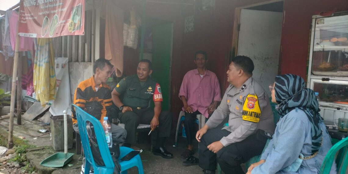 Sambangi Warga, Polisi di Kota Sukabumi Sampaikan Imbauan Kamtibmas