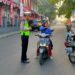 Peduli Keselamatan, Polisi Berikan Teguran Humanis Kepada Pelanggar Lalu Lintas