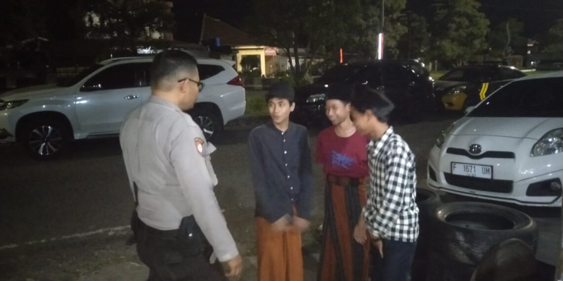 Polsek Cibeureum berikan himbauan Kamtibmas untuk meminimalisir terjadinya tindak kejahatan terutama C3