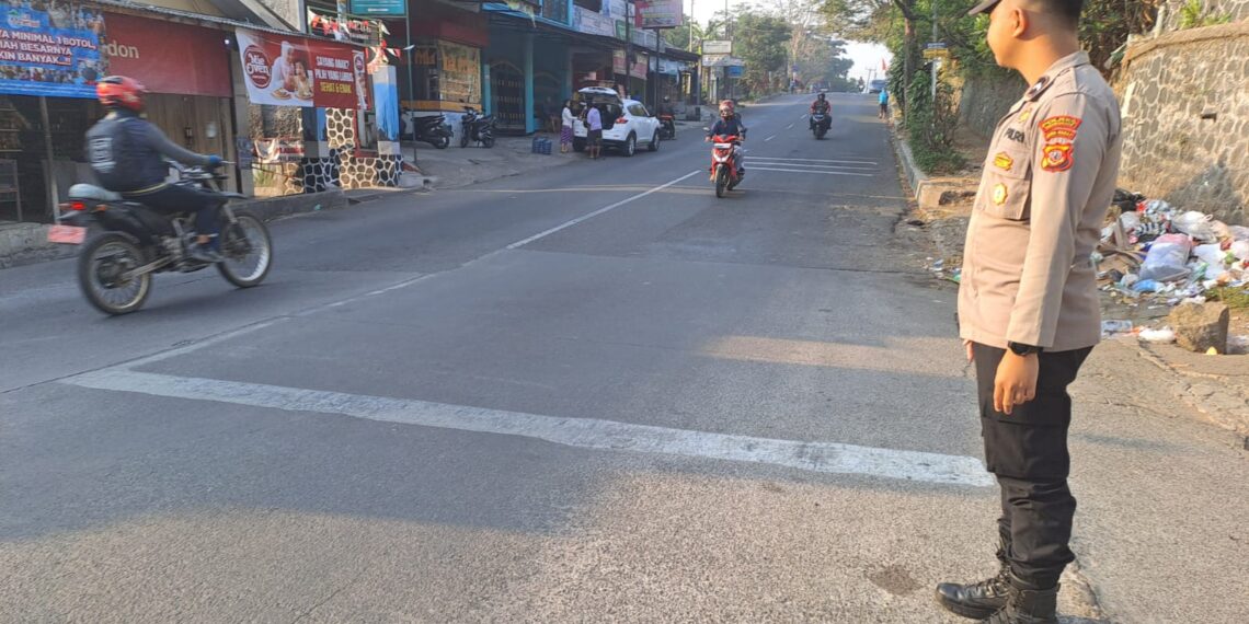 Polsek Citamiang Gatur Pagi Hari Sebagai Bentuk Pelayanan Kepada Masyarakat