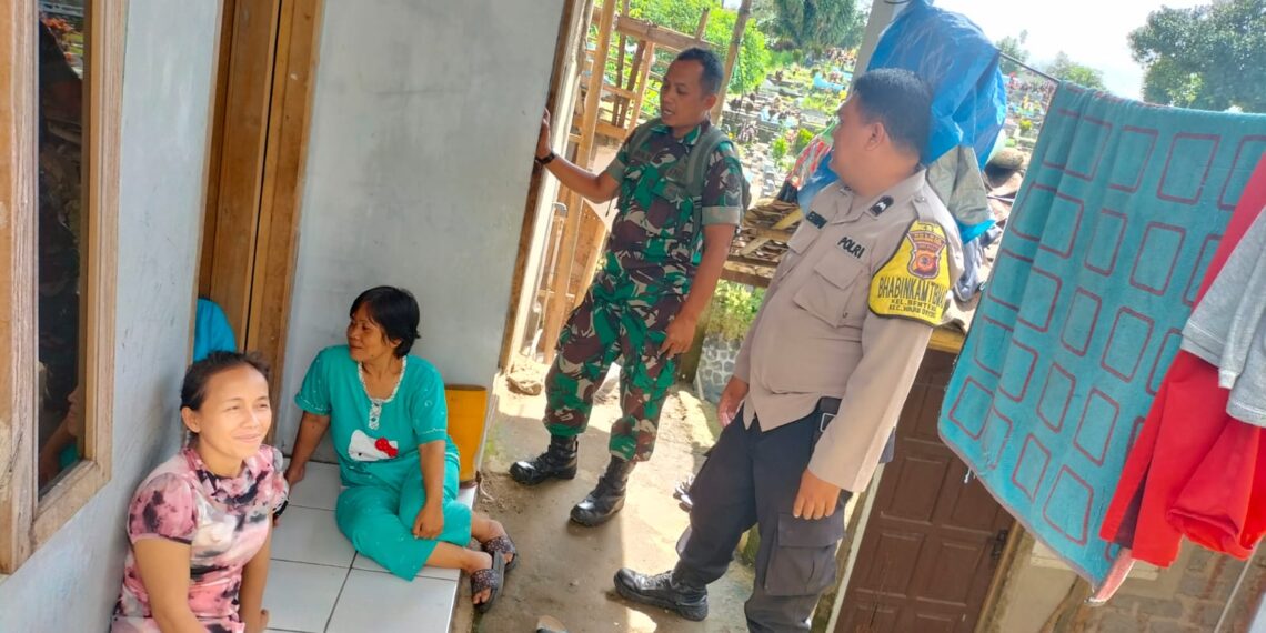 Sambangi Warga, Polisi di Kota Sukabumi Sampaikan Imbauan Kamtibmas