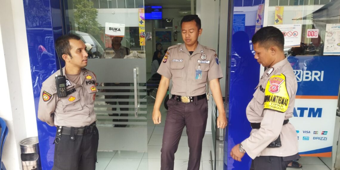 Polsek Citamiang Patroli Dialogis dan Sambangi Warga Binaan.