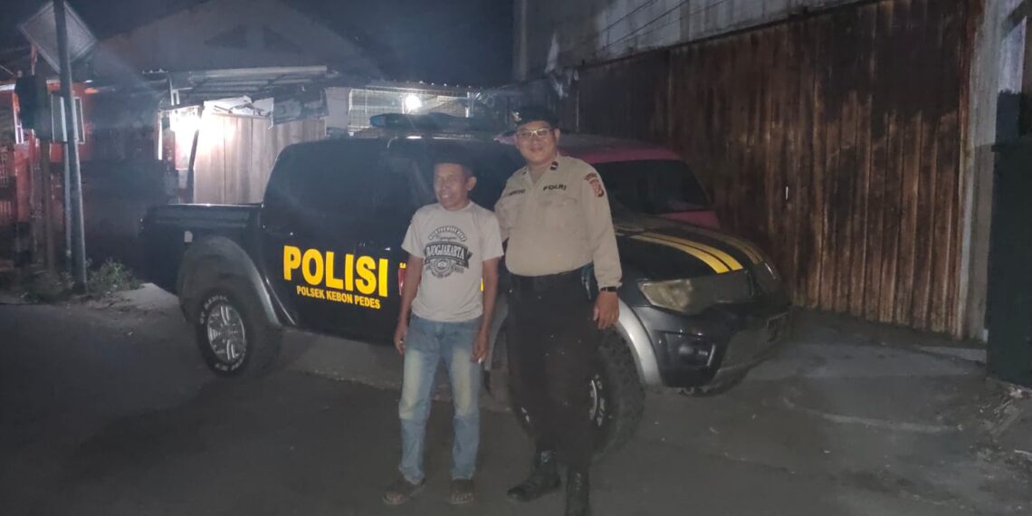 Polsek Kebon Pedes Berikan Himbauan kepada Masyarakat untuk Mencegah Curanmor di Pemukiman