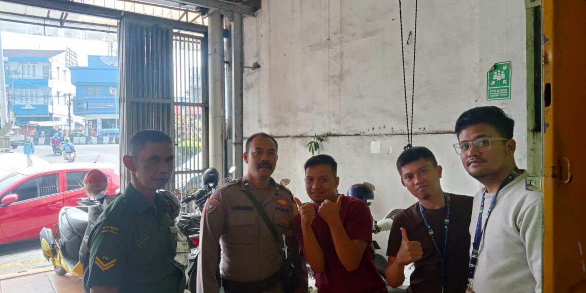 Datangi Warga Langsung, Babinkamtibmas Berikan Himbauan Gukamtibmas