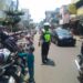 Lantas Polsek Cikole Laksanakan Giat Pengaturan Di Hari Libur