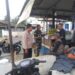 Bhabinkamtibmas Bersinergi dengan Babinsa Sambangi Warga Untuk Tingkatkan Harkamtibmas