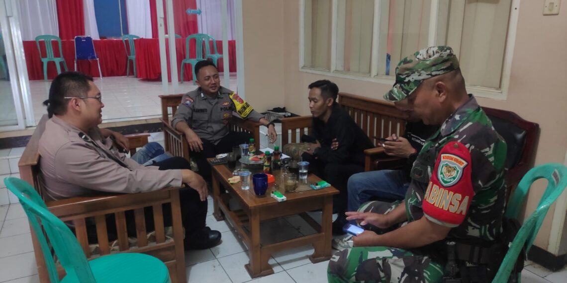 Polsek Kebon Pedes Mengamankan Pelaksanaan Giat Hari Jadi Pemerintah Desa Sasagaran Ke 42