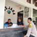 BHABINKAMTIBMAS DESA PARUNGSEAH KUNJUNGI KEAMANAN DI PERUMAHAN