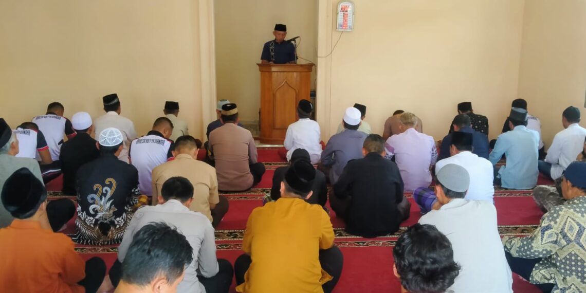Polsek Gunung Puyuh Laksanakan Kegiatan Safari Shalat Jum’at Keliling (Jumling)