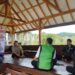Kapolsek kadudampit melaksanakan kegiatan Ngariung Sareung kapolsek
