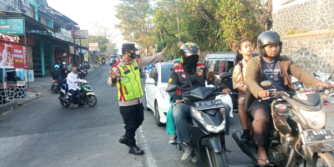 Gatur Pagi Hari Polsek Citamiang Sebagai Bentuk Pelayanan Kepada Masyarakat
