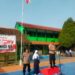 Jadi Pembina Upacara Bendera di SMP N 12 Kota Sukabumi dan berikan himbauan Kenakalan remaja, Kanit Reskrim dan Binmas Polsek Cibeureum