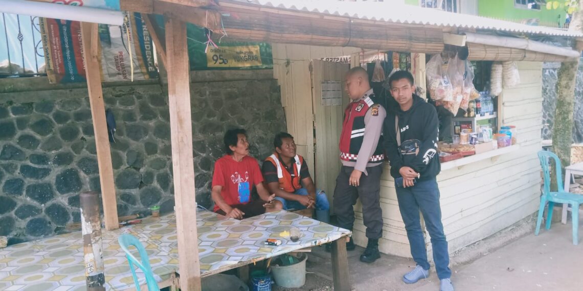 Anggota Samapta Polsek Cibeureum Laksanakan Patroli dialogis di Siang Hari Guna Antisipasi C3 dan Gukamtibmas lainya