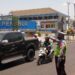 Anggota Lantas Polsek Cikole Laksanakan Giat Pengaturan Di Pagi Hari