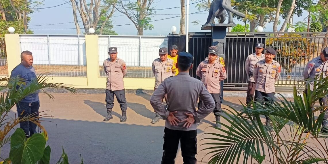 Polsek Citamiang Gelar Apel Pagi Sebagai Bentuk Kedisiplinan.