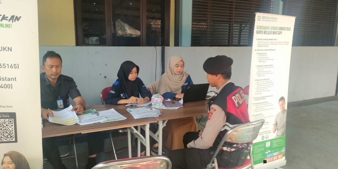 POLSEK BAROS PATROLI DIALOGIS DENGAN WARGA DAN BERIKAN HIMBAUAN KAMTIBMAS