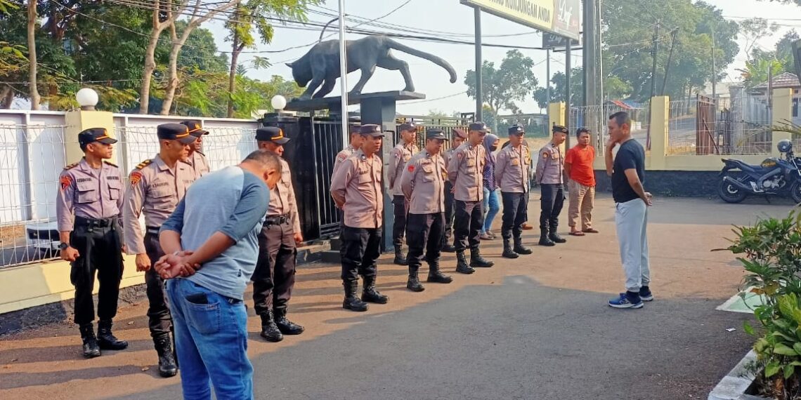 Anggota Polsek Citamiang Gelar Apel Pagi Dipimpin Langsung Kapolsek Citamiang