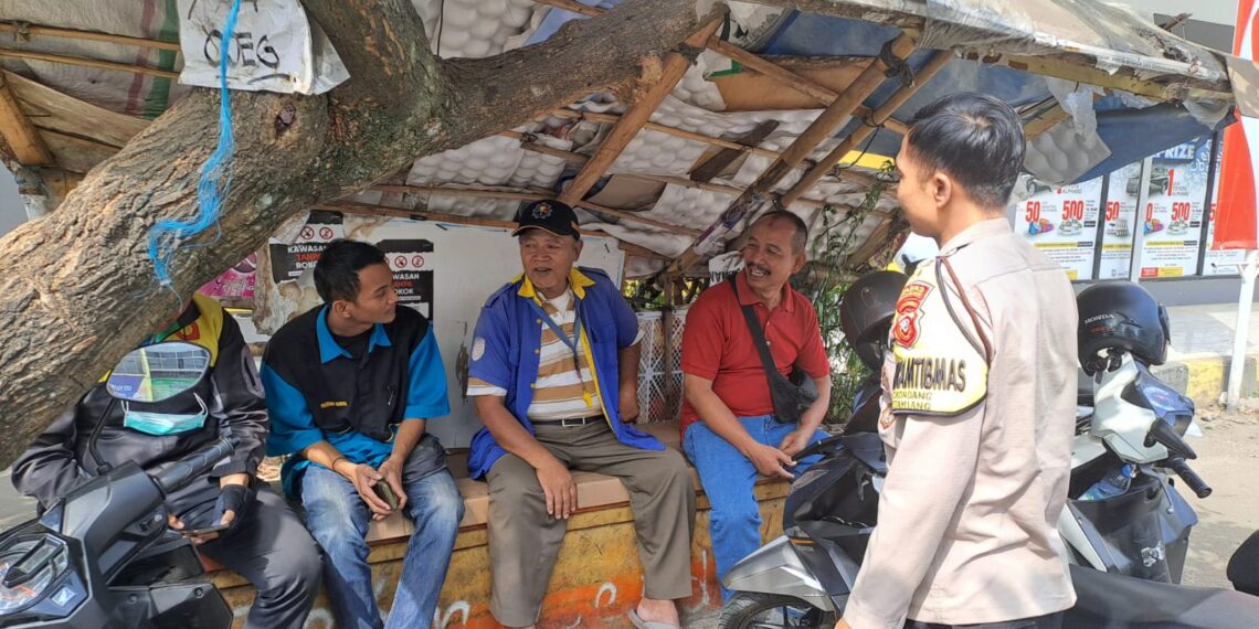 Berikan Rasa Aman, Polsek Citamiang Patroli Dialogis Sambang Masyarakat.