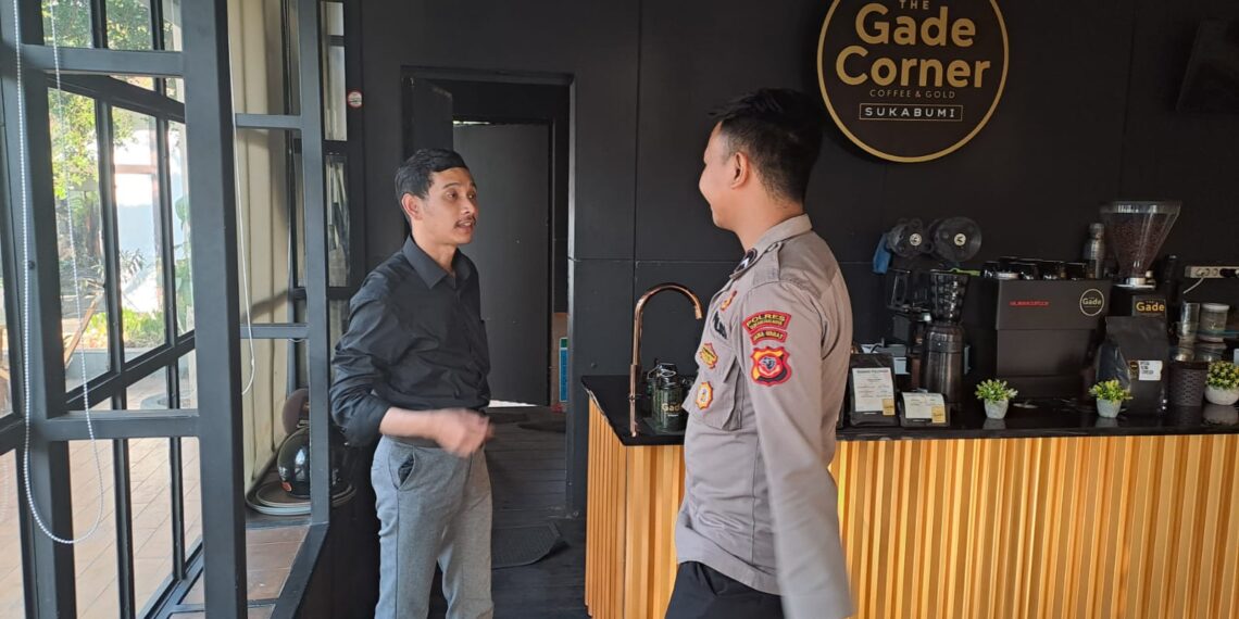 Polsek Citamiang Patroli Dialogis dan Sambangi Warga.