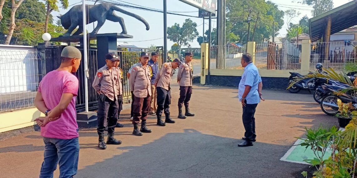 Polsek Citamiang Gelar Apel Pagi Sebagai Bentuk Kedisiplinan.