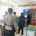 Polsek Citamiang Patroli Dialogis dan Sambangi Karyawan dan Pengunjung Minimarket Kota Sukabumi.