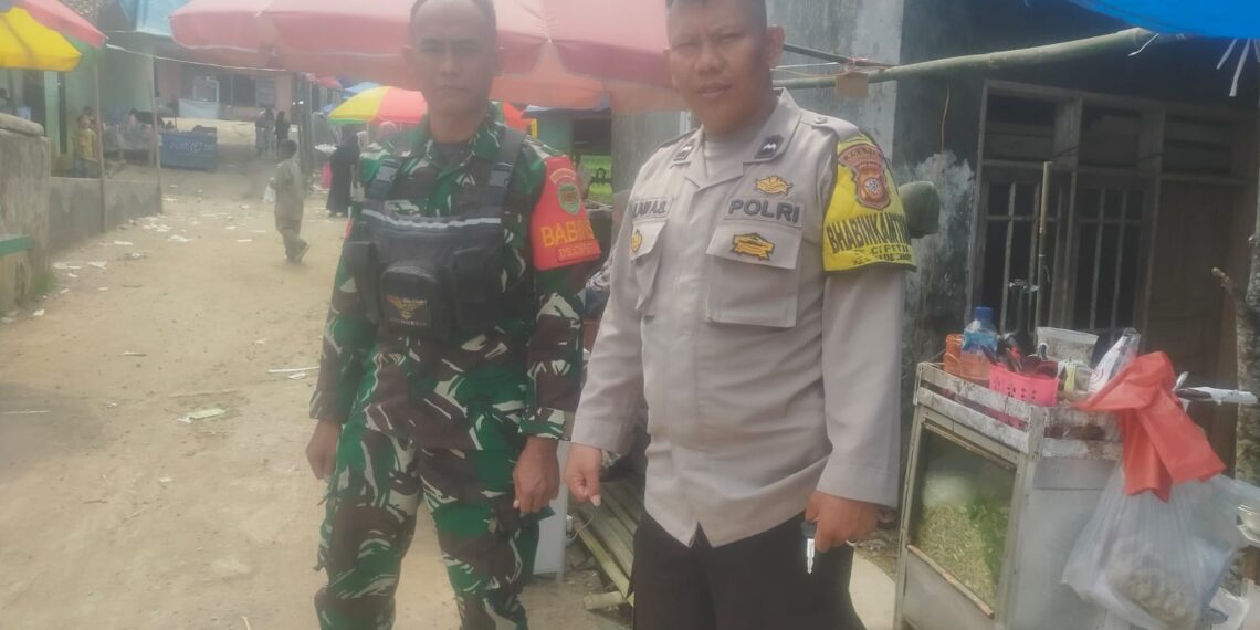 Sinergitas TNI-POLRI Bhabinkamtibmas dan Babinsa Sambangi Warga Binaan.