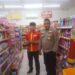 UNIT SAMAPTA POLSEK CISAAT DIALOGIS DENGAN KARYAWAN MINIMARKET CISAAT BERIKAN PESAN KAMTIBMAS