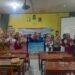 MEMBERIKAN SOSIALISASI KE SDN 2 PARUNHSEAH BHABINKAMTIBMAS DESA PARUNGSEAH