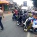 Antisipasi Kemacetan, polsek sukalarang Gelar Gatur Siang Bubaran Karyawan Pabrik