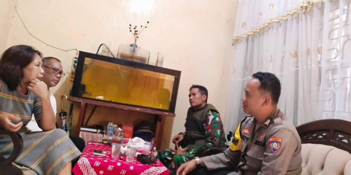 Sinergitas TNI-POLRI Bhabinkamtibmas bersama Babinsa sambang dan Dialogis Tokoh Masyarakat
