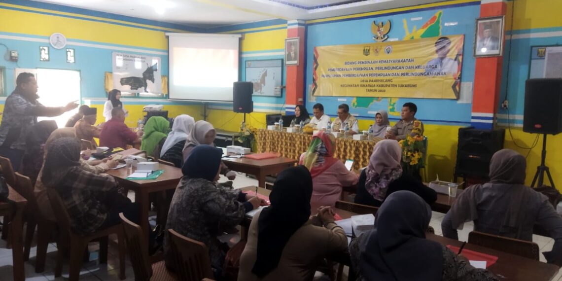 Polsek Sukaraja menghadiri sekaligus menjadi narasumber dalam acara Penyuluhan pemberdayaan Perempuan yang diselenggarakan oleh PKK