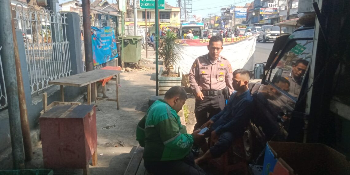 Polsek Cisaat sambang kepada warga sampaikan pesan kamtibmas