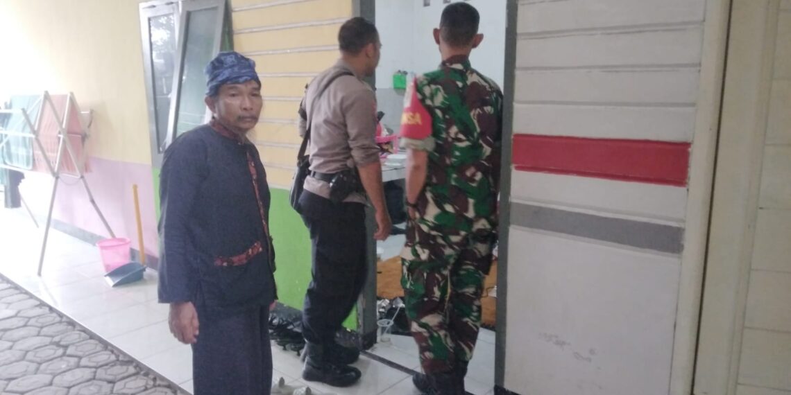 Datangi Warga Langsung, Babinkamtibmas Berikan Himbauan Gukamtibmas