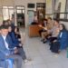 Wujudkan Sinegritas dengan lurah Lembursitu dan Warga, Bhabinkamtibamas Rutin Laksanakan Sambang