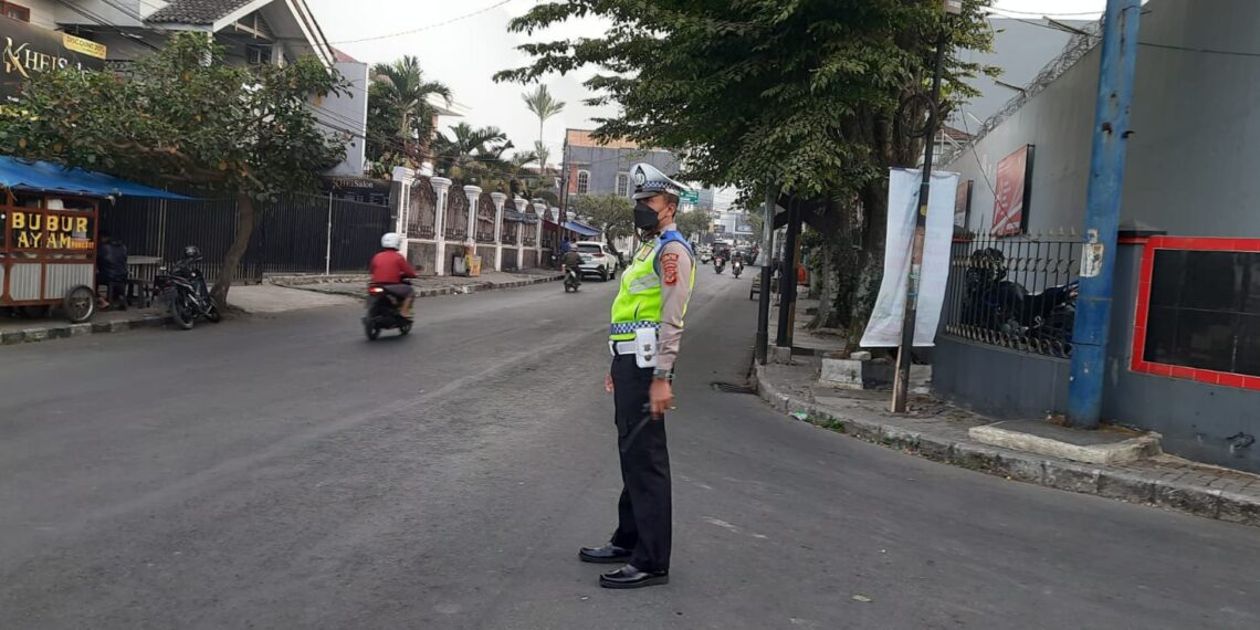 Polsek Warudoyong Gatur Lalu lintas pagi