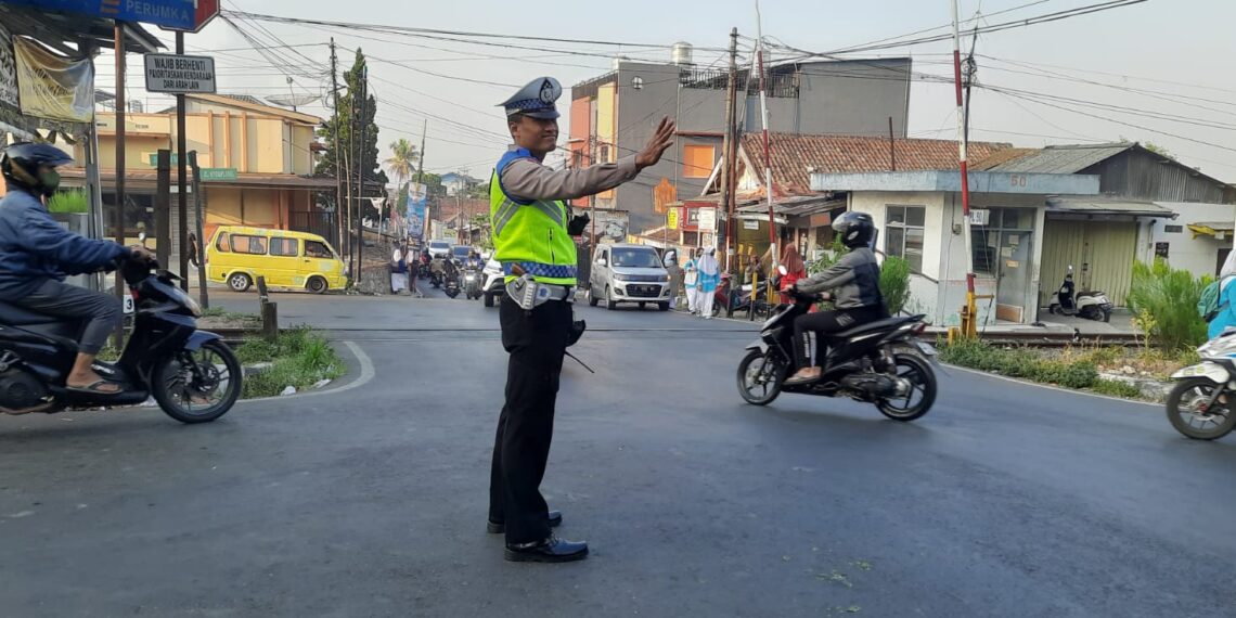 Gatur Lalu lintas pagi, Bentuk Pelayanan kepada Masyarakat guna terciptanya Kamseltibcar Lantas