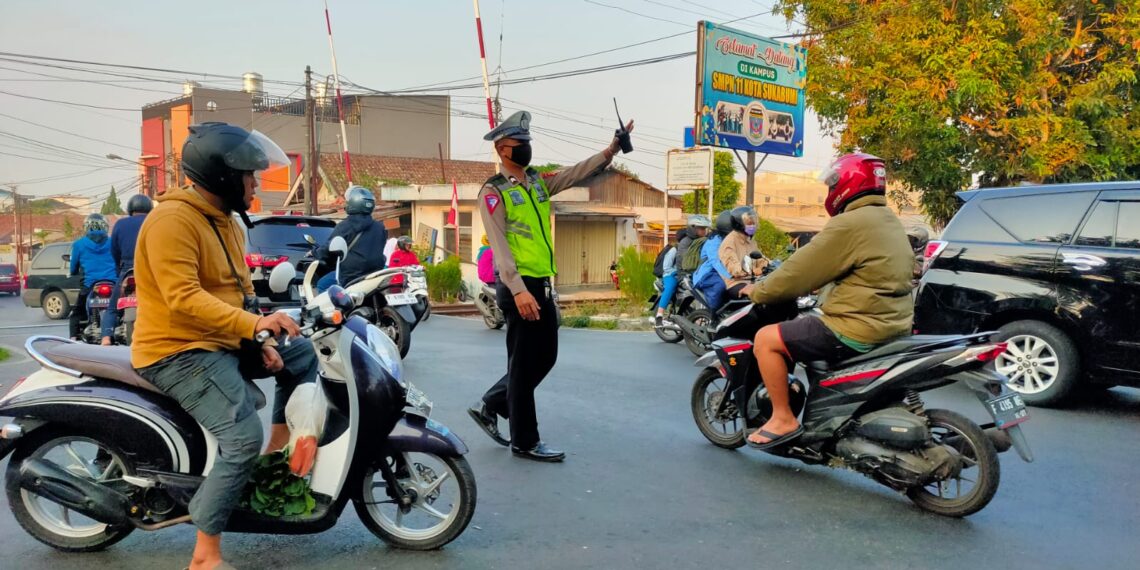 Gatur Lalu lintas pagi, Bentuk Pelayanan kepada Masyarakat guna terciptanya Kamseltibcar Lantas