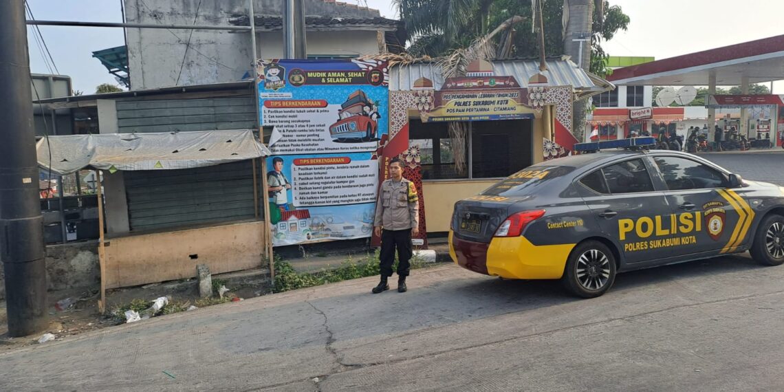 Ciptakan Kamseltibcarlantas, Polsek Citamiang Gelar Pelayanan Rutin Gatur Siang hari