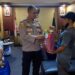 Polsek Cisaat   berikan bantuan paket sembako kepada PHL Polsek