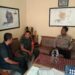 Sinergitas TNI – Bhabinkamtibmas dan Babinsa Laksanakan Sambang ke Kantor Kelurahan