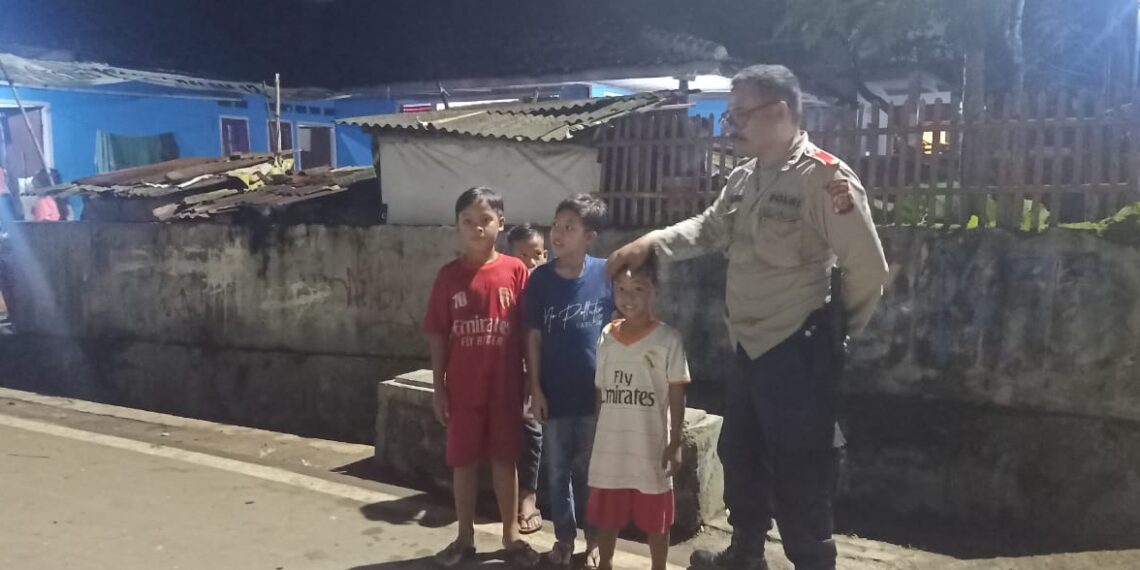 Polsek Cibeureum Tingkatkan Patroli Mobiling dan Strong Point Antisipasi Gangguan Kamtibmas Di Malam Hari