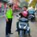 Polisi Berikan Teguran Humanis Kepada Pelanggar Lalu Lintas