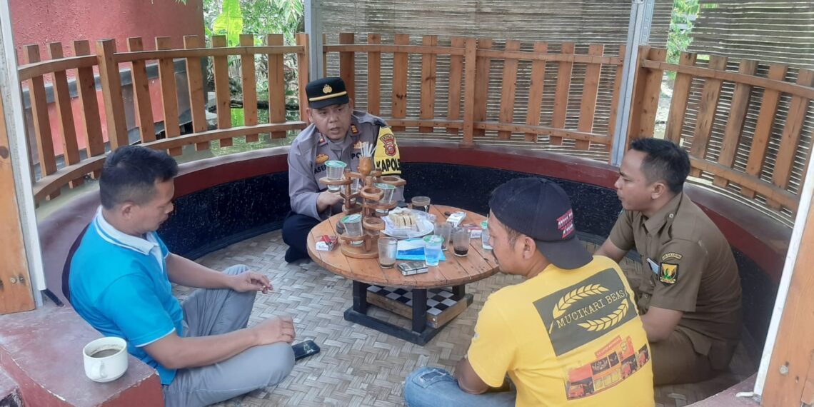 JALIN SILATURAHMI, KAPOLSEK SUKALARANG SAMBANG DENGAN TOKOH MASYARAKAT