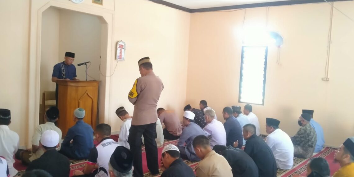 Kegiatan Safari Shalat Jum’at Keliling (Jumling) Polsek Gunung Puyuh