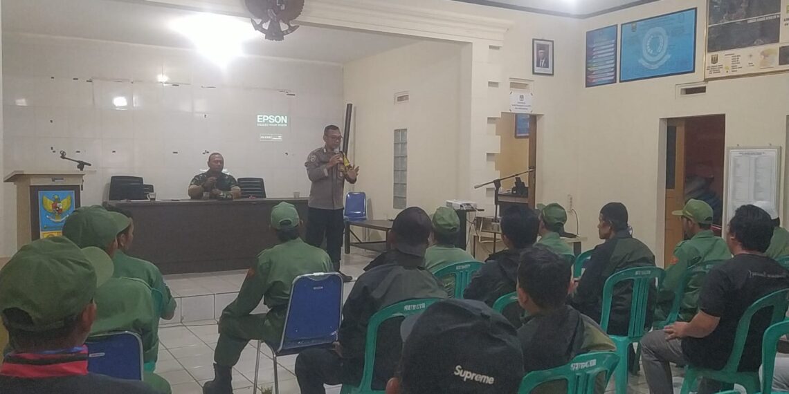 POLSEK SUKABUMI LAKSANAKAN SOSIALISASI DENGAN LINMAS