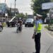 Polsek Warudoyong Gatur Lalu Lintas Paska melintas Kereta Api Pangrango